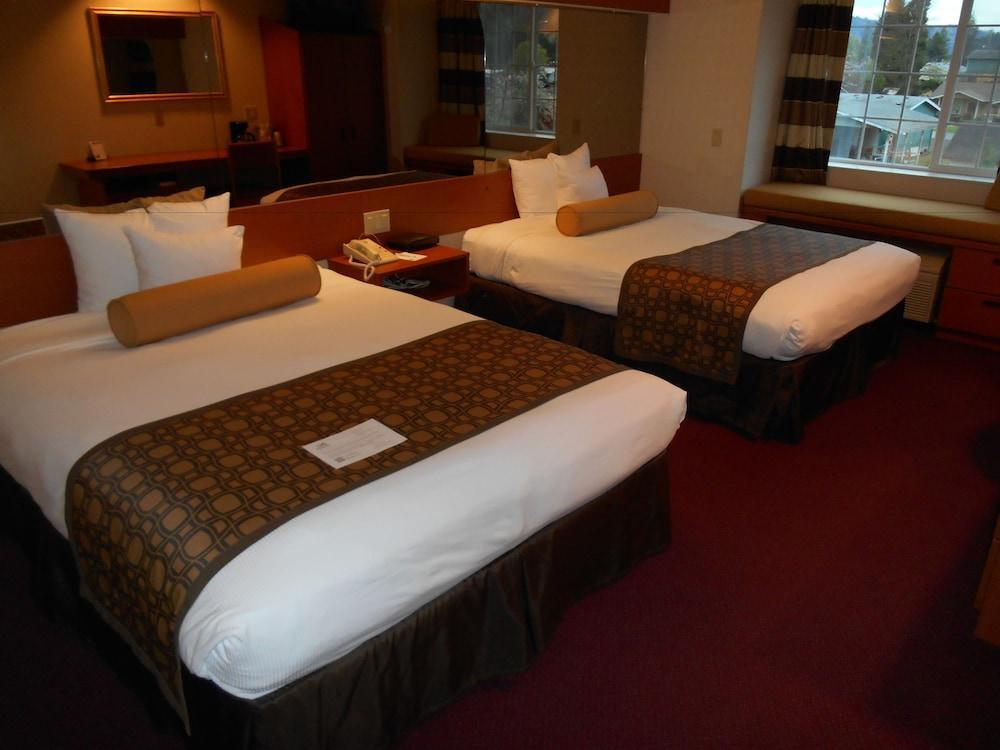 6-sutherlin, Or Hotel 2*