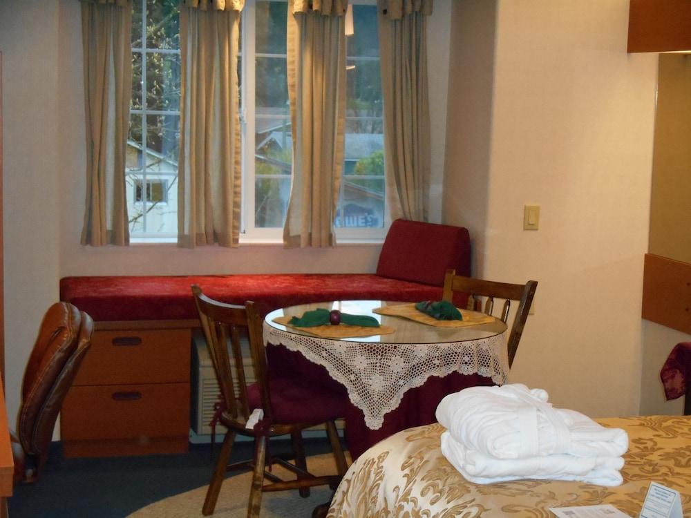Hotel 6-sutherlin, Or